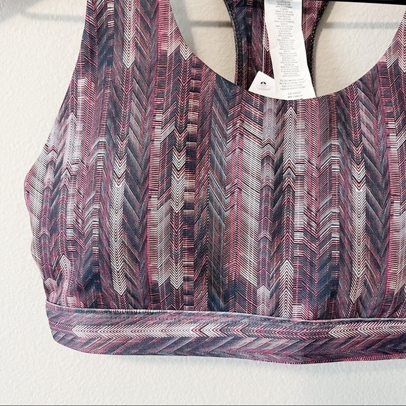 Fabletics NWT Kessler Medium Impact Sports Bra Catania/Dark Rose Print Size XXS - Picture 5 of 10